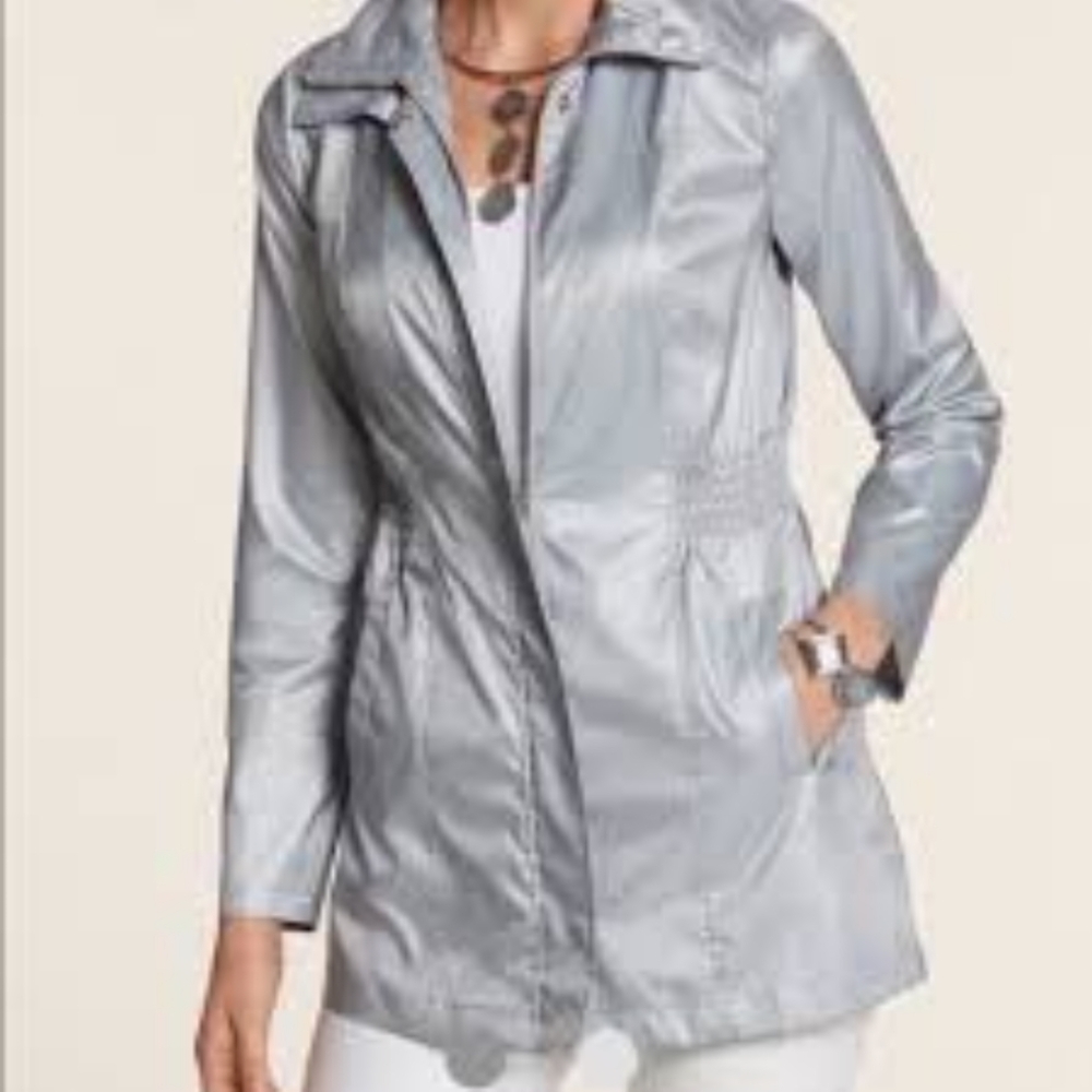 Chicos women's silver unlined anorak jacket with rushed waistband. Front zipper